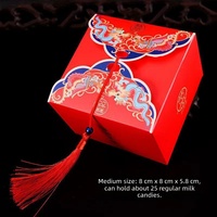 Fournitures de mariage : Boîte à souvenirs carrée créative et écologique, style moderne, avec pompons, en papier cartonné rouge 300g, pour bonbons, Marque DY