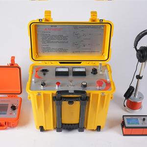 เครื่องหาตำแหน่งจุดเสียสายเคเบิลใต้ดินแรงดันต่ำ Tanbos T8 0-15kV แบบพกพา ความแม่นยำสูง ระยะตรวจจับ 100 กม. มาตรฐาน CE - Product Image 1