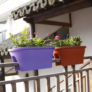 Maceta de barandilla de cubierta <span class=keywords><strong>blanca</strong></span> vertical suspendida con orificios de drenaje para balcón jardín - Product Image 4