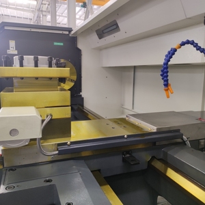 Soporte de idioma Muti Torno CNC horizontal mecanizado de metal de cama de diámetro de torneado de 800mm a la venta - Product Image 3