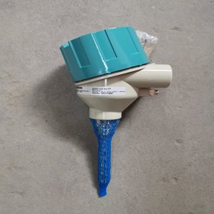 Sonda de Temperatura Integrada Tipo Brida Genuina TS500, Longitud PT100, OEM/ODM, IP65, 4-20mA, Industrial, Metálica - Product Image 1