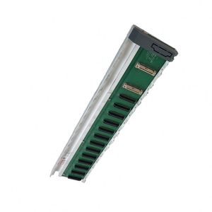 Module d'E/S numérique 32 canaux O8698100 neuf, 24 VDC, rail DIN pour l'automatisation industrielle - Product Image 1