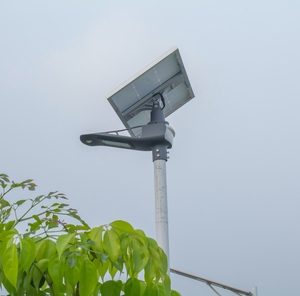 ไฟถนนพลังงานแสงอาทิตย์ 60W LED IP65 กันน้ำ พร้อมเซ็นเซอร์ตรวจจับความเคลื่อนไหว โครงอะลูมิเนียมอัลลอยด์ สำหรับส่องสว่างภายนอกอาคาร แสงสีขาว 5000K แบบที่ 3 - Product Image 5