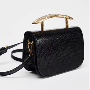 2025 Mini sac à bandoulière enveloppe noire-sac à bandoulière élégant avec poignée en métal, <span class=keywords><strong>pochette</strong></span> structurée pour <span class=keywords><strong>femme</strong></span> - Product Image 1