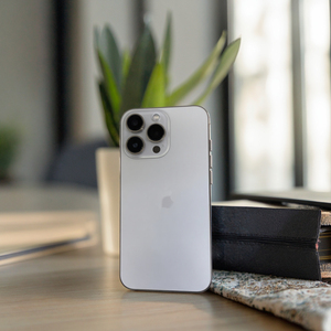 Bán Buôn Thứ Hai Tay Mở Khóa Chúng Tôi Phiên Bản Cho <span class=keywords><strong>iPhone</strong></span> 13Pro X <span class=keywords><strong>XR</strong></span> XS Max 11 12 13 14 15 Pro Max Ban Đầu Sử Dụng Điện Thoại Di Động - Product Image 1