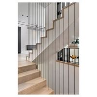 Promotion : Escalier intérieur personnalisé en chêne massif avec marches en bois, escalier droit en L avec garde-corps en verre de sécurité, nouveau design