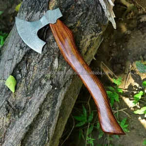 Precio de fábrica Uso multiusos Mango de madera de diferentes colores Ejes de acero damasco Diseño más popular de alta calidad Ejes Damasco - Product Image 1