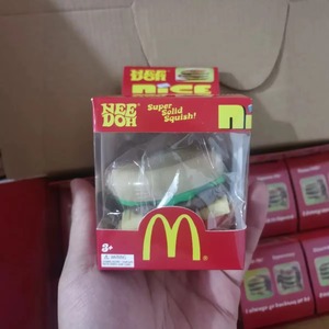 Juguete Sensorial Antiestrés Schylling Needoh Nice Cube McDonald Berger de Rebote Lento, Juguete Blandito para Niños - Product Image 3