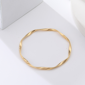 Nouvelle tendance en acier inoxydable plaqué or étanche en acier inoxydable Designer Bracelet Bijoux Accessoires Couleur or - Product Image 4