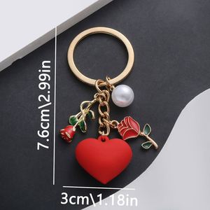Nouveau porte-clés en forme de cœur avec rose 2025 – Cadeau créatif pour la Saint-Valentin, pendentif décoratif pour sac, porte-clés rose rouge - Product Image 3