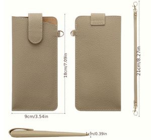 Étui à lunettes en cuir souple avec clip ceinture, pochette de voyage portable pour lunettes, idéal pour cadeau promotionnel - Product Image 2