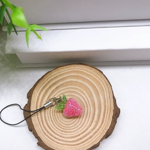 Llavero de Frambuesa Pequeño y Bonito, Hecho a Mano, con Cuentas de Semillas, para Bolso de Mujer, Cadena para Teléfono, Accesorios de Decoración, Regalo de Cumpleaños DIY - Product Image 6