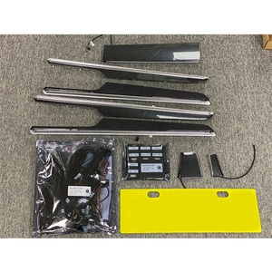 ไฟตกแต่งภายในรถยนต์ OUER 2014-2023 12V ลายคาร์บอนไฟเบอร์ สำหรับบริเวณประตูและพื้นที่วางเท้า สำหรับรถยนต์ Macan 95B - Product Image 2