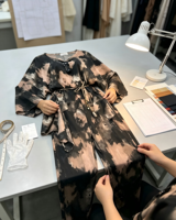 Fabricants de vêtements pour femmes, robe longue élégante pour femmes, col en V personnalisé, manches lanternes, imprimé, strass, taille haute