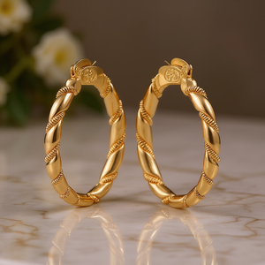 Orecchini a Cerchio Intrecciati in Oro, Design Classico Unisex per Uso Quotidiano, Gioielli Raffinati Placcati in Oro 18K - Product Image 2