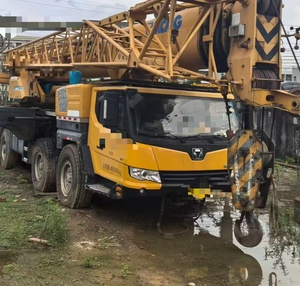 Grue sur camion XCT100 100 tonnes, équipement de construction lourd d'occasion, modèle 2016, hauteur de levage 96m, moteur et pompe - Product Image 1