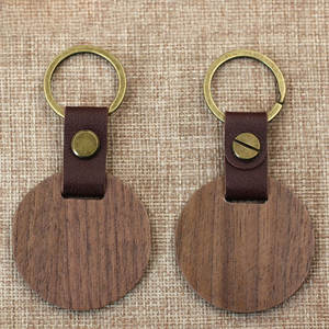 キーホルダー木製黒クルミと縦型ブナレザー金属キーホルダー付きレーザー彫刻ロゴ付き - Product Image 5