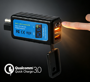 เครื่องชาร์จ USB กันน้ำ 12V แบบ SAE พร้อมพอร์ต QC3.0 คู่ พร้อมหน้าจอแสดงแรงดันไฟฟ้า สำหรับรถจักรยานยนต์ รถแทรกเตอร์ เครื่องตัดหญ้า - Product Image 2
