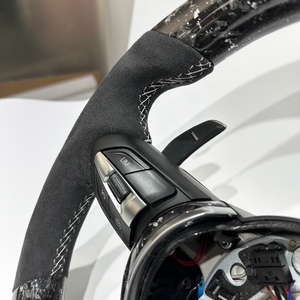 Volante Deportivo de Fibra de Carbono Plateada Forjada con Alcántara Negra para <span class=keywords><strong>BMW</strong></span> F10 F20 F30 F32 F36 M3 F80 M4 F82 M2 F87 M5 F90 - Product Image 2