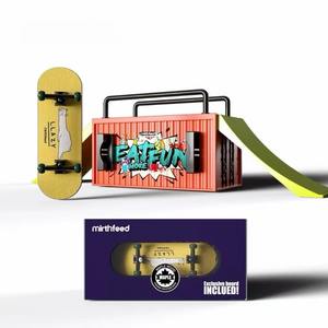 Mini Skateboard en Bois d'Érable Personnalisé de 32 mm pour Enfants, avec <span class=keywords><strong>Rampe</strong></span>, Rails d'Obstacles et Support de Rangement – Idéal pour Cadeau de Fête (Vente en Gros) - Product Image 4