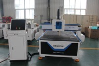 Machine de découpe CNC 4x8 avec commande NC Studio/DSP, broche 4,5 kW, table à vide pour bois/métal/PCB (1300x2500mm)