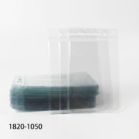 Porte-badge d'identification horizontal rigide en PVC transparent Bestom sélectionné, avec fente latérale pour carte, durable, et lanières de protection