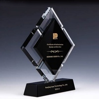 Trophées en cristal transparent simples et carrés en gros à bas prix, design vierge, trophées en cristal personnalisés avec logo, trophée en cristal 200x190mm, boîte cadeau