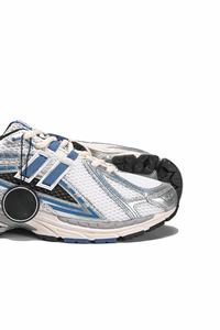 Zapatillas Deportivas 1906 - Calzado Deportivo Transpirable de Malla de Primera Calidad para Hombre y Mujer - Zapatos Casuales Color Plata - Product Image 3