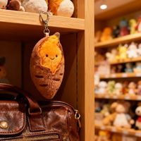 En gros, Porte-clés en peluche doux et mignon en forme de patate douce cuite, Breloque alimentaire Kawaii pour sac à dos et sac à main, et cadeau quotidien