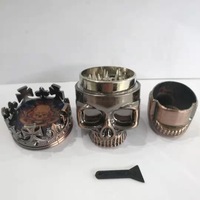Vente chaude transfrontalière Broyeur à herbes en plastique à 3 couches en forme de crâne, broyeur à tabac, accessoires pour fumer, vente en gros