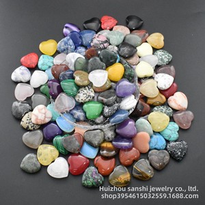 คริสตัลรูปหัวใจขัดเงาขนาด 20 มม. ขายดีข้ามพรมแดน หินดิบธรรมชาติรูปหัวใจสีพีช ไม่เจาะรู สำหรับตกแต่ง - Product Image 4