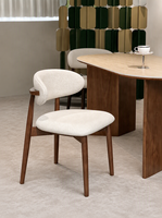 Ensemble de meubles de café commercial nordique, table ronde, chaises rembourrées en tissu pour restaurant, bistrot, café