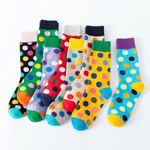 C042602TM <span class=keywords><strong>Calcetines</strong></span> de algodón con estampado de lunares, exquisitos y novedosos, <span class=keywords><strong>calcetines</strong></span> cómodos y suaves para hombre con cuello redondo. - Product Image 1