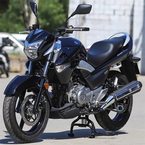 Moto Suzuki GW Lizzi 250cc à barres parallèles, refroidissement liquide, injection, essence, type locomotive, pour la route - Product Image 2