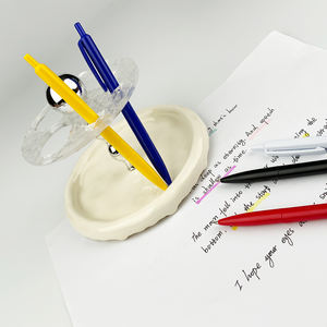 Stylo en paille de blé personnalisable avec mini corps <span class=keywords><strong>d</strong></span>'animal en plastique, pointe <span class=keywords><strong>à</strong></span> bille de 0,7 mm, logo TW pour usage promotionnel - Product Image 2