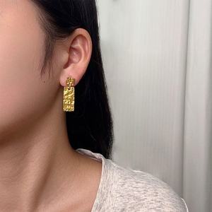 Boucles d'oreilles pendantes tendance 2025 en acier inoxydable anti-ternissement, style pépite, bijoux de mode coréenne pour femmes - Product Image 3