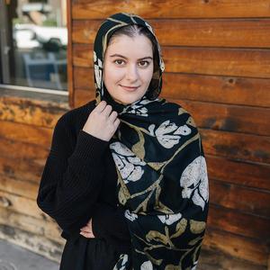 ผ้าโพกหัวลายดอกไม้มาใหม่ผ้าพันคอมุสลิมเนื้อนุ่มพิมพ์ลายดอกไม้มา100% - Product Image 2