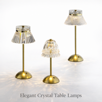 Lampe de table en cristal à piles, ambiance chaleureuse, en résine, pour chambre à coucher, restaurant, avec cordon de charge USB rétro en métal LED de haute qualité
