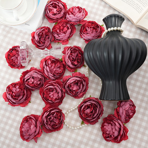 Têtes de fleurs artificielles en soie et plastique, petites roses pour la décoration de la maison, accessoires de mariage et de bricolage, style Monet Garden. - Product Image 1