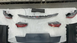 Bodykit de <span class=keywords><strong>vente</strong></span> d'usine pour 2016-2018 G11/G12 mise à niveau vers <span class=keywords><strong>2022</strong></span> Sport Style avec phare feu arrière pare-chocs avant capot jupe latérale - Product Image 6