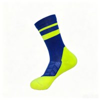 Chaussettes de sport tricotées rayées pour hommes, respirantes, anti-humidité, avec soutien de la voûte plantaire et amorti, idéales pour la course à pied (vente en gros)