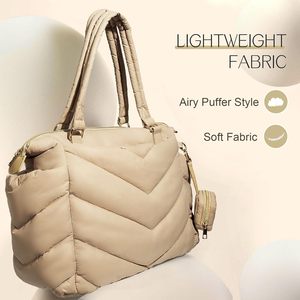 Sac à langer OEM convertible, sac à dos matelassé léger pour maman, avec 10 poches, idéal pour l'hôpital et le transport de bébé, et étui pour sucette - Product Image 5