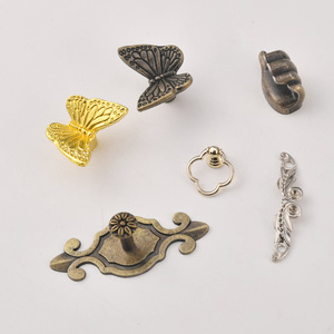 Tirador de gabinete de aleación de zinc con diseño de mariposa, estilo europeo antiguo, de un solo orificio, accesorio de ferretería duradero - Product Image 4