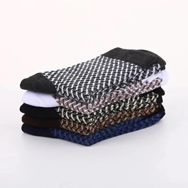 Quality Vendors Knitted Bamboo Cotton Sock Custom Branded Logo Labels in Bulk Ribbed New Cute Foot Korea Ankle Casual for Men