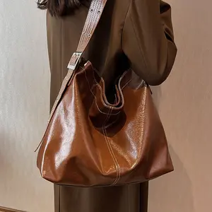 Damen-Großtasche 2024 neue modische und vielseitige beliebte Crossbody-Tasche mit Großem Sinn und kleinem Publikum Damen-Eimer-Tasche
