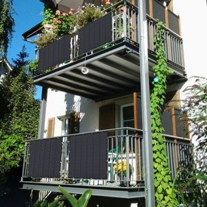 Système solaire tout-en-un 800W pour balcon domestique, technologie PERC à demi-cellules, prêt à l'emploi, pour le marché allemand, compatible avec les balcons vitrés - Product Image 1