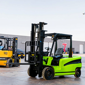 Montacargas Eléctrico TCM de 3 Toneladas con Batería de 8H para Fábricas, Centros Logísticos y Almacenes Frigoríficos - Product Image 1