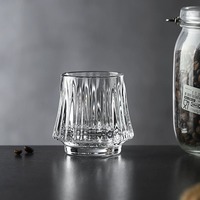 Verre à whisky, café ou jus fait main en verre transparent, gobelet à motif vague en relief pour whisky, café, jus, cocktail, articles de bar
