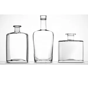 Environment friendly extra white flint premium glass packaging empty spirit bottle 700 ml for whisky rum brandy