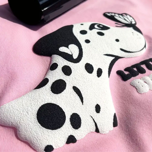 Etiquetas Termoadhesivas 3D Personalizadas Multicapa con Efecto Relieve y Color Degradado para Sudaderas de Moda - Product Image 1